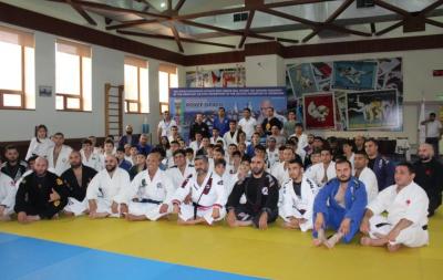 Əfsanəvi ciu-citsu ustası "Judo Club 2012"də seminar keçdi