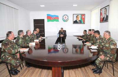 Vilayət Eyvazov əməliyyat müşavirəsi keçirdi