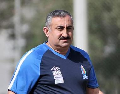 Nazim Süleymanov rəsmən "Neftçi"də