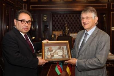 Nobel mükafatı laureatı  BDU-da olub