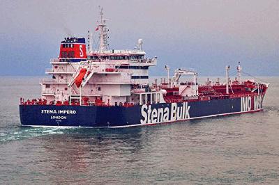 İran saxladığı Britaniya tankerini sərbəst buraxdı