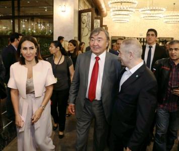 Bakıda Oljas Süleymenovla görüşlər keçirilib
