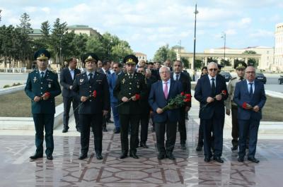 Neftçalada ehtiyata buraxılan gənclərlə görüş - Foto