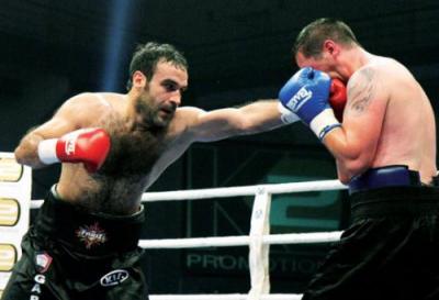 Fariz Məmmədovun Avropa çempionluğu uğrunda döyüşünün vaxtı müəyyənləşdi