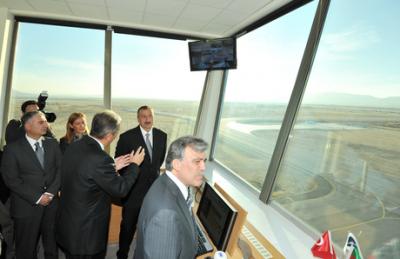 Prezident İlham Əliyev Türkiyə Aerokosmik Sənayesi Şirkətinin fəaliyyəti ilə tanış olub