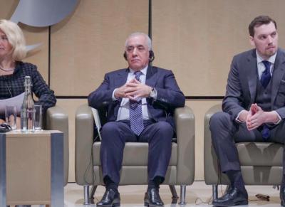 Baş nazir xarici investorları Azərbaycana sərmayə yatırmağa çağırdı