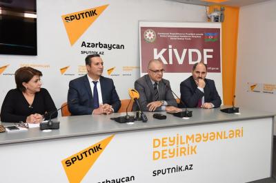 Bir qrup Azərbaycanlı jurnalistə “Beynəlxalq media vəsiqəsi” verildi