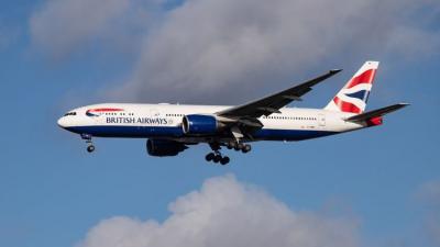 "British Airways"in təyyarəsi Bakıda məcburi eniş edib