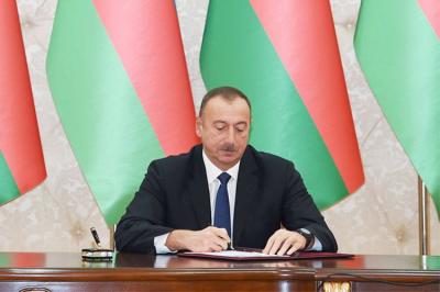 Xeyrəddin Qoca “Şöhrət” ordeni ilə təltif edilib
