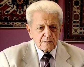 Əlibaba Məmmədov: "90 yaşlı adam necə olar?”