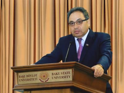 Abel Məhərrəmov Cəmil Həsənlinin işdən çıxarılmasına münasibət bildirib