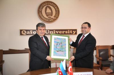 Qafqaz Universiteti İzmir Ali Texniki İnstitutuyla əməkdaşlıq memorandumu imzalayıb (Foto)