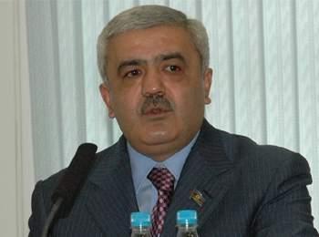 Rövnəq Abdullayevdən benzinin qiymətinin qalxmasına münasibət
