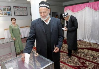 Tacikistanda Parlament seçkiləri keçirilir
