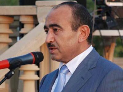 Əli Həsənov: “Hər bir azərbaycanlı ermənilərlə qonşuluğun məsuliyyətini unutmamalıdır”