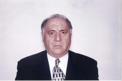 Uzaqdan gələn adam