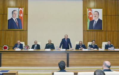 Baş prokurorun yeni müavinləri kollektivə təqdim edildi