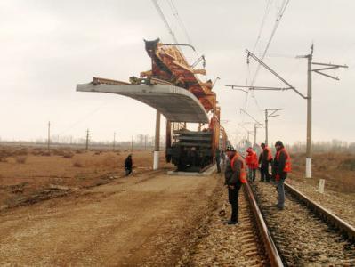 Ləki-Qəbələ dəmir yolu xəttində tikinti işlərinin 70 faizi tamamlanıb