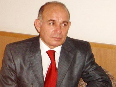 Dənizlə qol-boyun poeziya - Resenziya