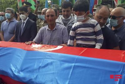 Şəhid hərbçimiz Ağstafada dəfn olundu -  Yenilənib