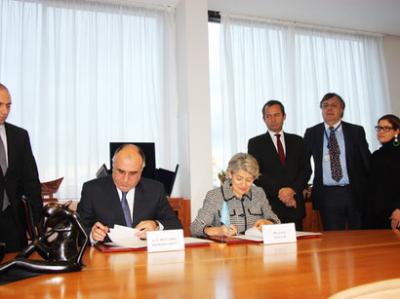 Azərbaycan ilə YUNESKO arasında saziş imzalanıb (FOTO)