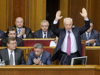Ukraynanın baş naziri Nikolay Azarov istefa verib