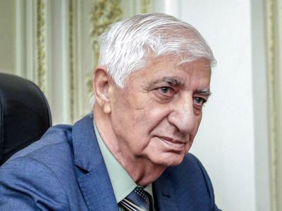 Xalq şairi Fikrət Qoca Prezidentə təşəkkür etdi