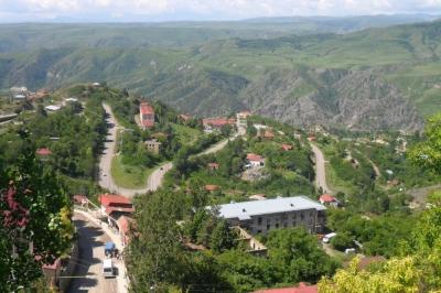Moskvada yaşayan azərbaycanlı şairlərin Vətən sevgili Şeirləri