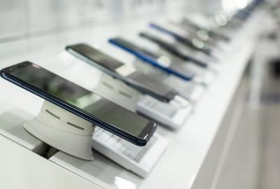 Azərbaycana mobil telefonların idxalı avqustda kəskin artıb