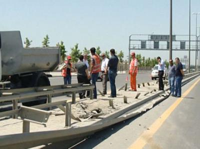 Yol qəzaları “Azəryolservis”ə 2,5 milyon manat ziyan vurub