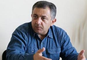 İctimai Palatada daha bir istefa