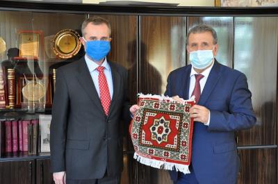 Polşa səfiri Ədəbiyyat İnstitutunda 