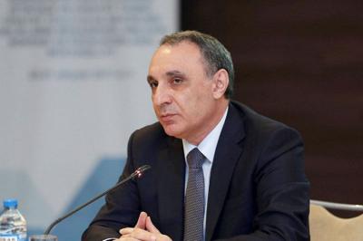 Kamran Əliyev Türkiyəyə səfərə gedib