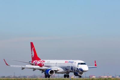 Bakı-İzmir marşrutu üzrə xüsusi aviareyslər yerinə yetiriləcək