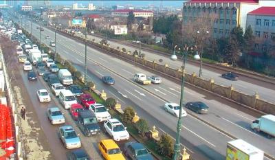Heydər Əliyev prospektində qəza tıxaca səbəb olub