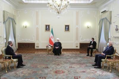 Ceyhun Bayramov və İran Prezidenti arasında görüş