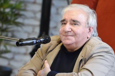 Xalq şairi Ramiz Rövşənin 75 yaşı tamam olur - Video