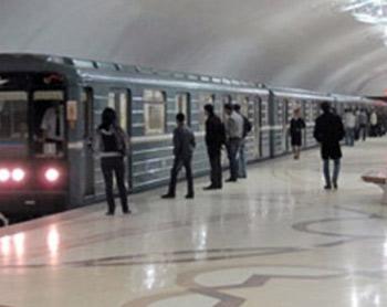 Metroda ticarət obyektlərinin yığışdırılması ilə bağlı məsələ Milli Məclisdə qaldırılıb