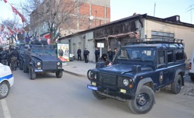 Türkiyə Statistika Qurumunun Qarsdakı idarəsinə silahlı basqın olub, 7 nəfər ölüb