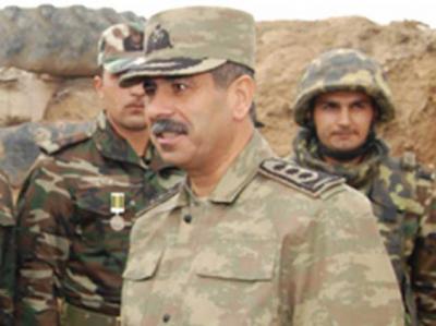Müdafiə naziri cəbhə xəttində baş verən faciəni araşdırmaq üçün hadisə yerinə gedib