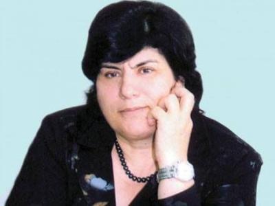  Flora Xəlilzadənin şeirləri