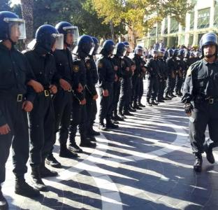 Fəvvarələr meydanında razılaşdırılmamış aksiya keçirilib (YENİLƏNİB, FOTO)