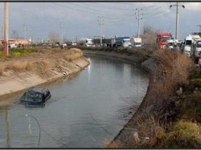 Yol qəzasında bir ailənin iki üzvü ölüb