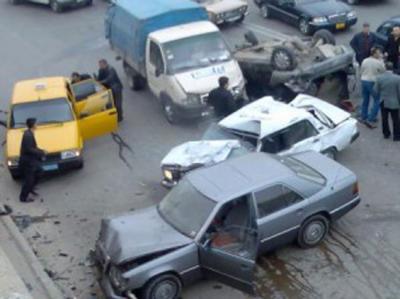 Bakıda 9 maşın toqquşub, xəsarət alanlar var