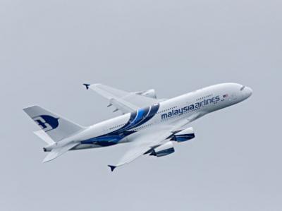İtkin düşmüş Boeingin axtarış zonasındakı siqnalları avialaynerə məxsus olmayıb