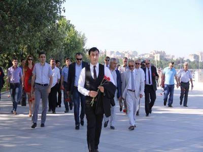 Ceyhun Musaoğlunun "Şairlər günü"