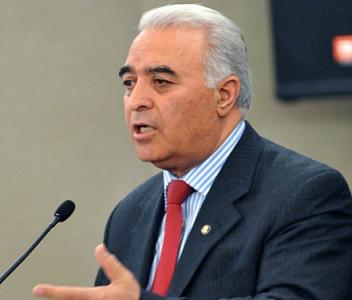 Millət vəkili: "Kimi deputat seçəcəkləri onların öz işidir"