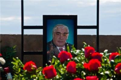 Xalq Artisti Səyavuş Aslanın ölümündən bir il keçir