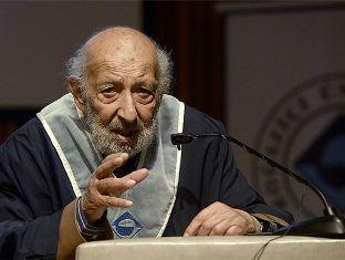 Erməni fotoqrafa Türkiyədə fəxri doktor adı verildi