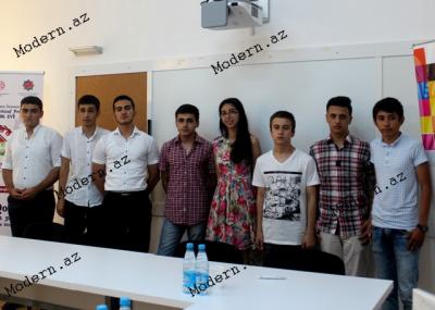 700 bal toplamış abituriyentlər ixtisaslarını seçdilər